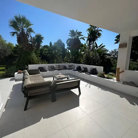 Ibiza Chic à Calahonda - Piscine Et Proximité